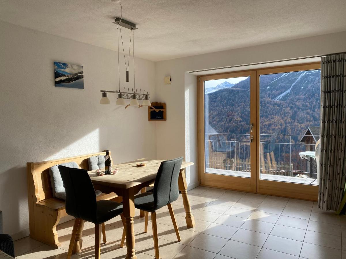 Ferienwohnung In Tschlin Mit Panoramablick Экстерьер фото