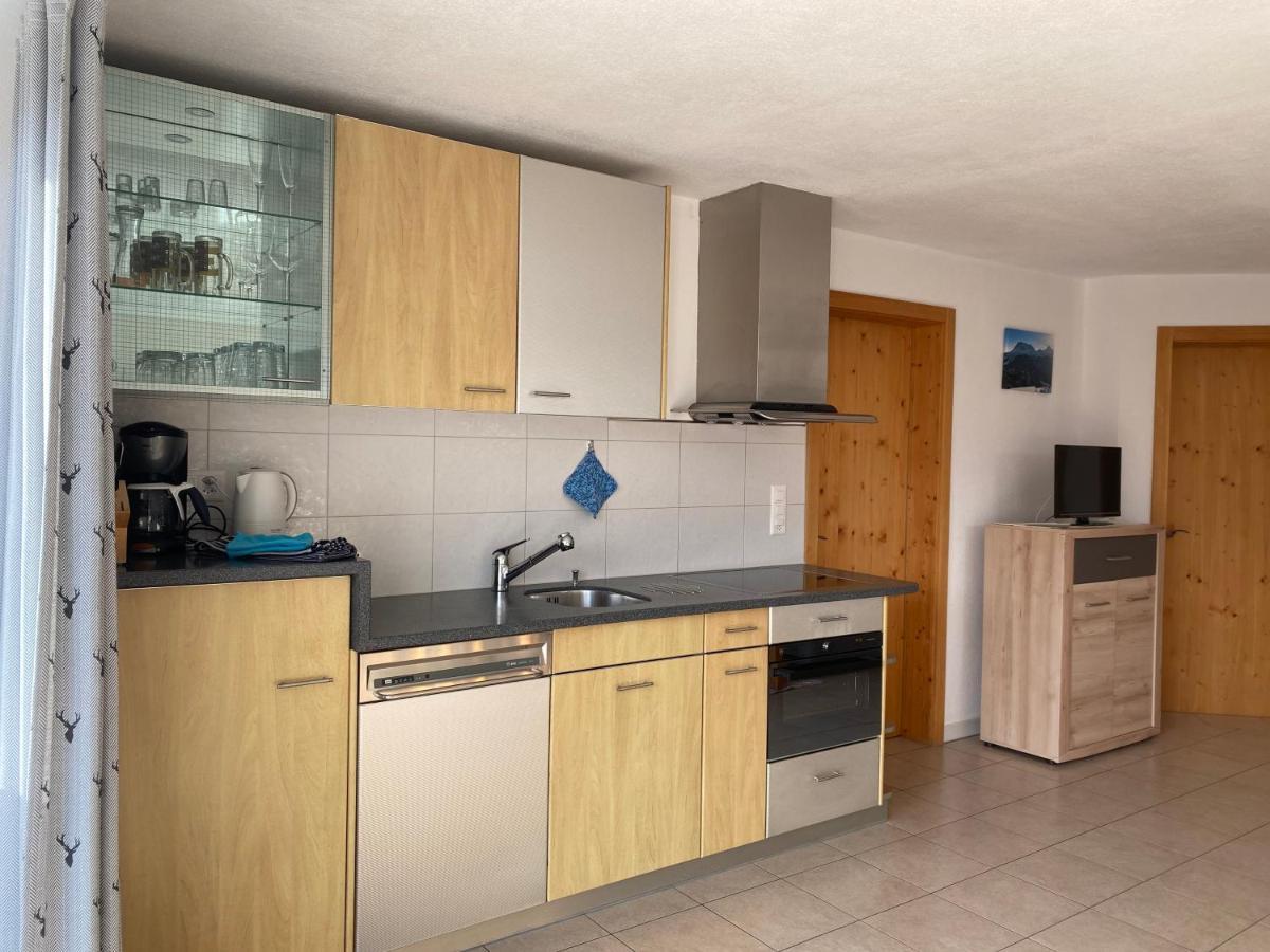 Ferienwohnung In Tschlin Mit Panoramablick Экстерьер фото